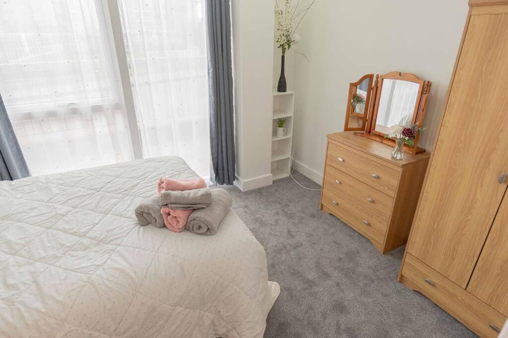 Beautiful 2 Bed In Central Birmingham: A Hidden Gem! מראה חיצוני תמונה