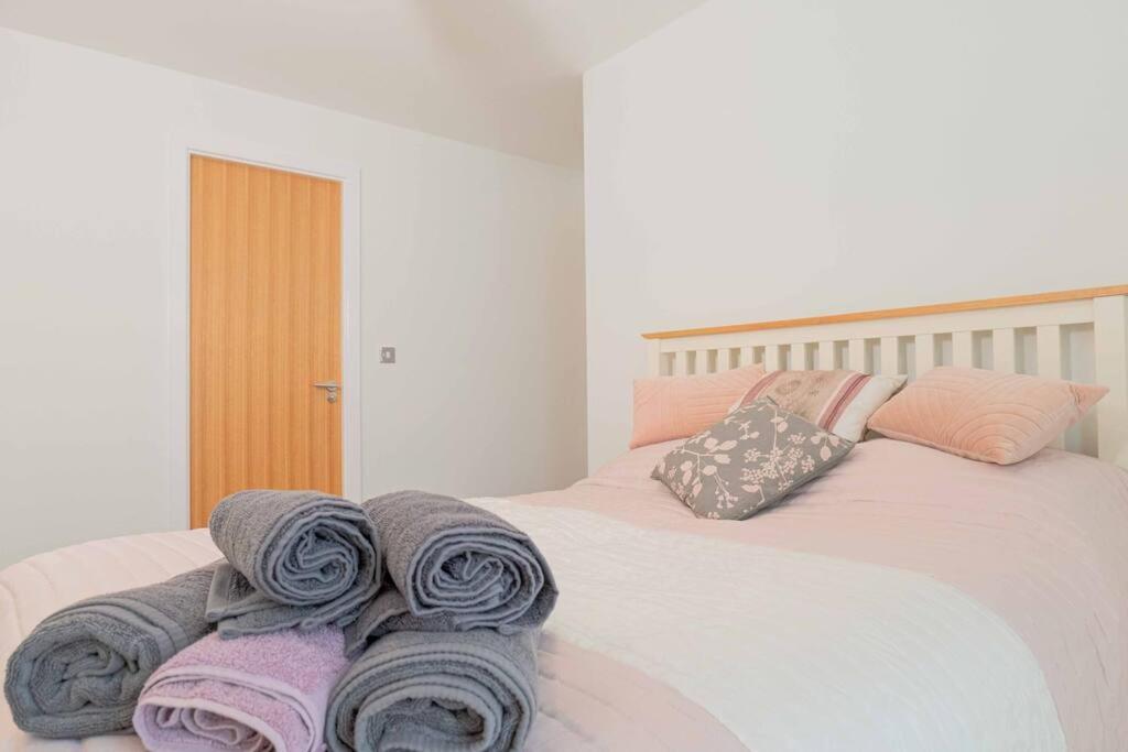 Beautiful 2 Bed In Central Birmingham: A Hidden Gem! מראה חיצוני תמונה