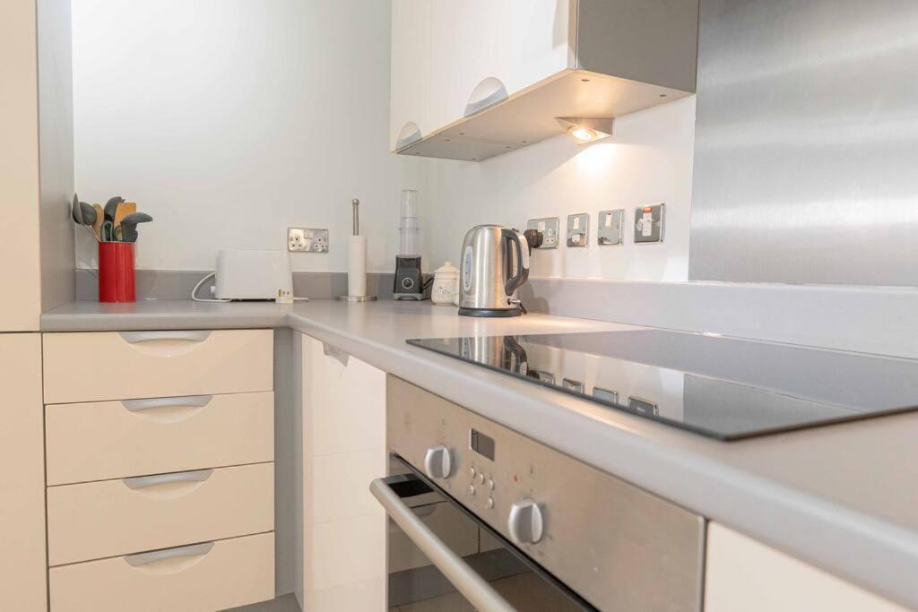 Beautiful 2 Bed In Central Birmingham: A Hidden Gem! מראה חיצוני תמונה